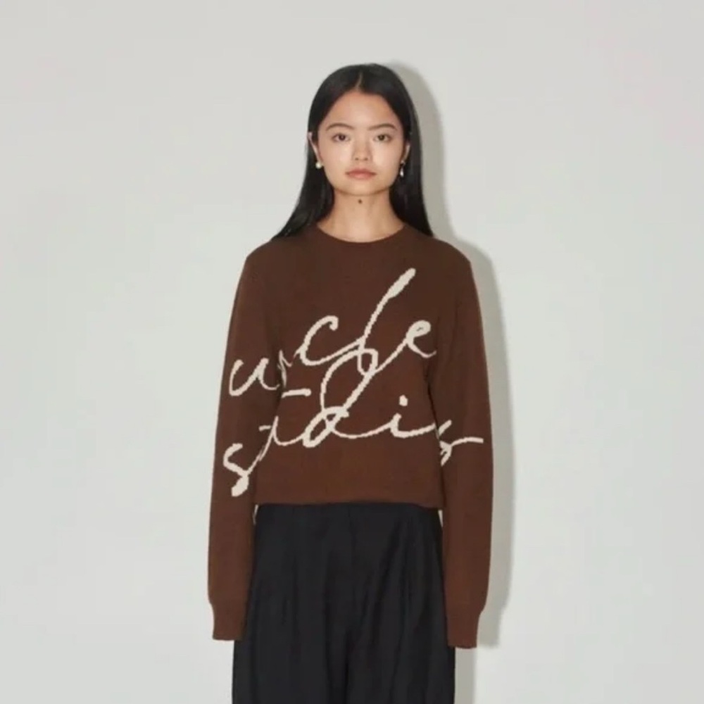 Uncle Studios Autograph Jumper